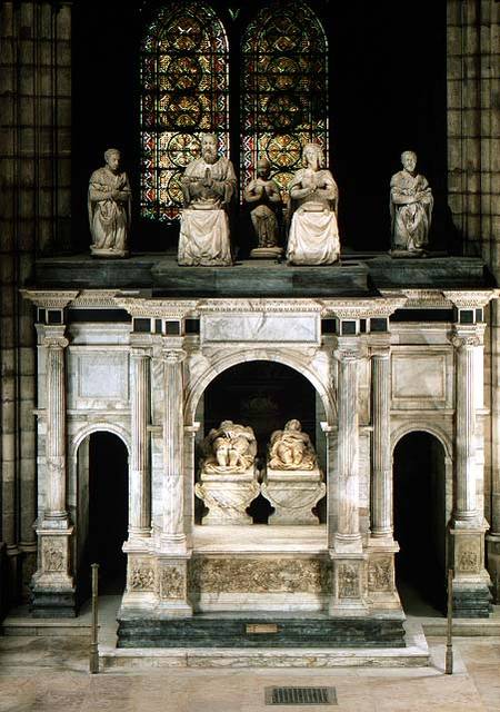 The Tomb of Francois I (1494-1547) and Claude of France (1499-1524) à Pierre Bontemps