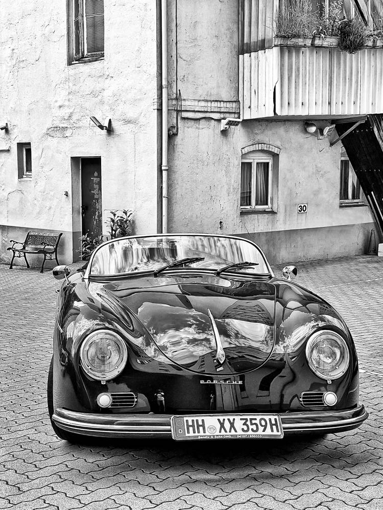 Porsche 1 à Regina Porip