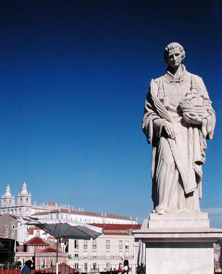 Statue of St Vincent with the Monastery of San Jeronimo in the background à École portugaise