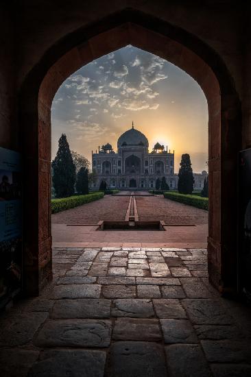 Humayun tomb - Glowing frame !