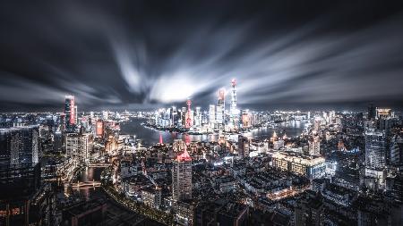 Strong Wind in Shanghai