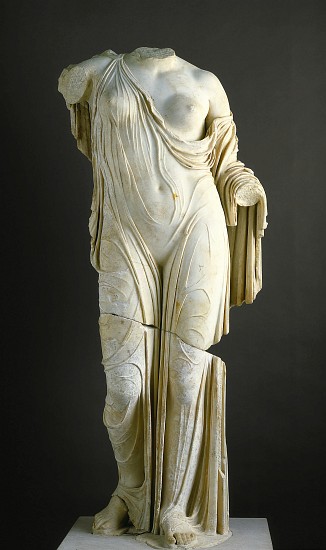 Copy of the Torso of Aphrodite, Venus Genetrix type à Romain