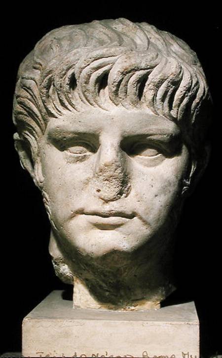 Head of Nero (37-68) à Romain