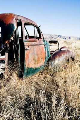 abandoned car rural Wyoming à Sascha Burkard