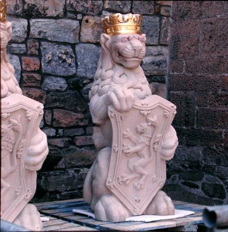 Heraldic lion, from the roof of the Great Hall à École écossaise
