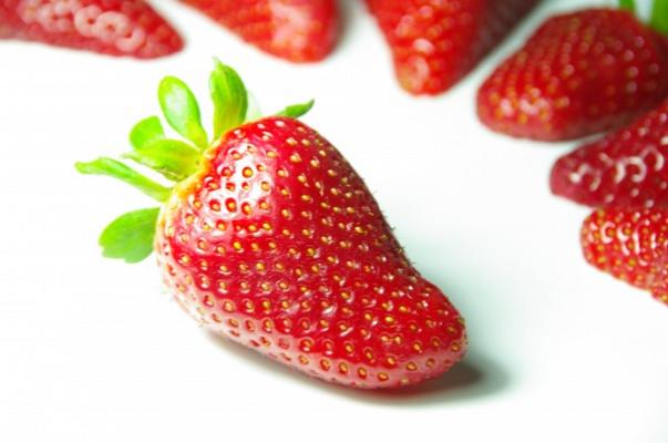 strawberry à Sefan Häuselmann