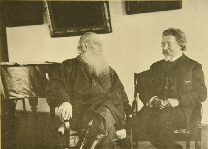 Leo Tolstoy with the painter Ilya Repin (1844–1930) à Sophia Andreevna Tolstaya