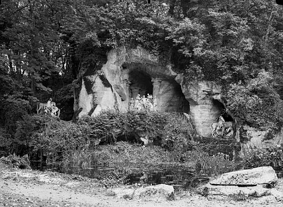 Grove of the Baths of Apollo à studio Giraudon