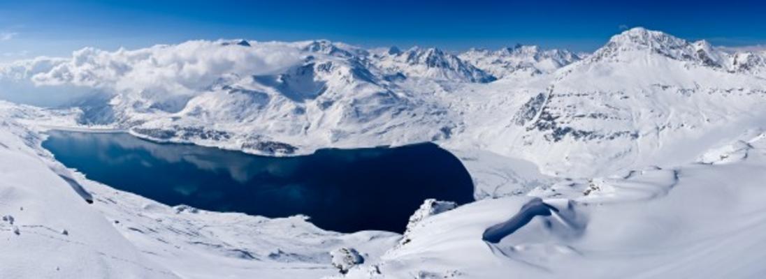 Mont-Cenis See Winterpanorama, France à Sveta Roure