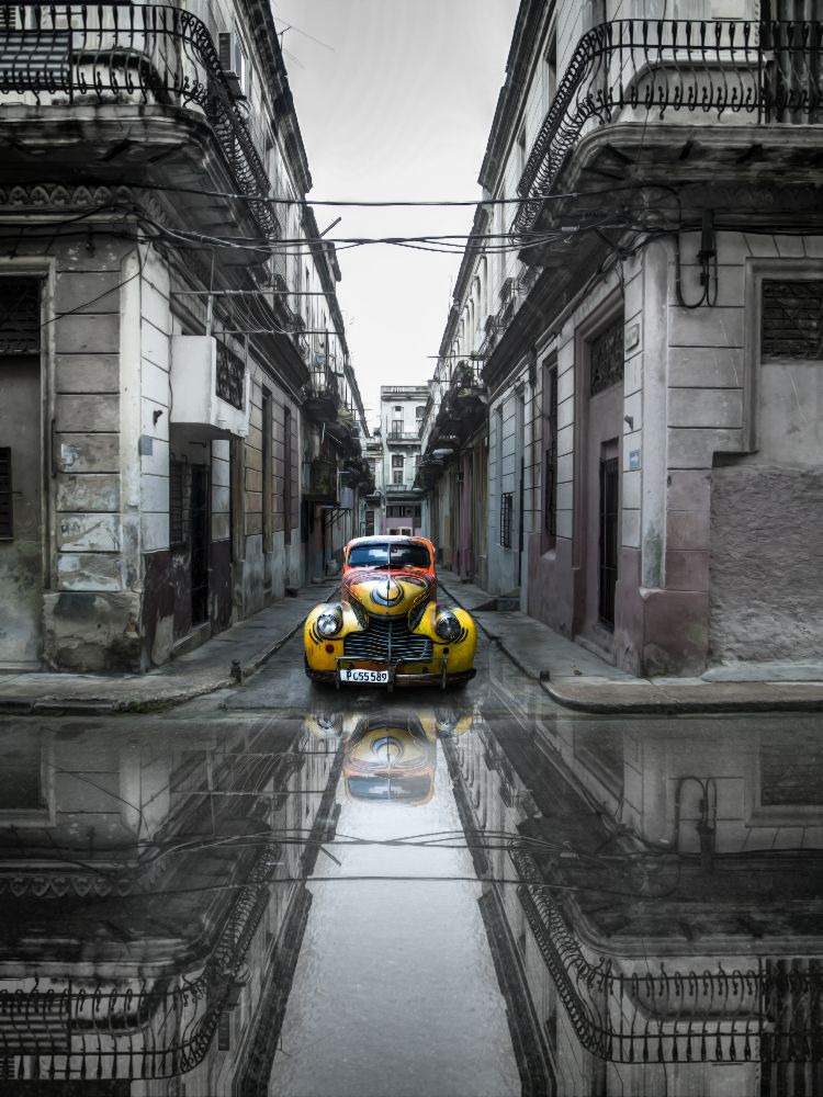 Classic old car in Havana, Cuba à Svetlin Yosifov