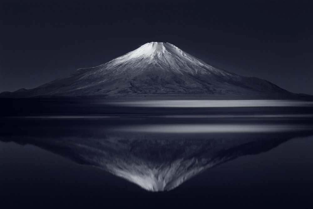 Reflection Mt. Fuji à Takashi Suzuki