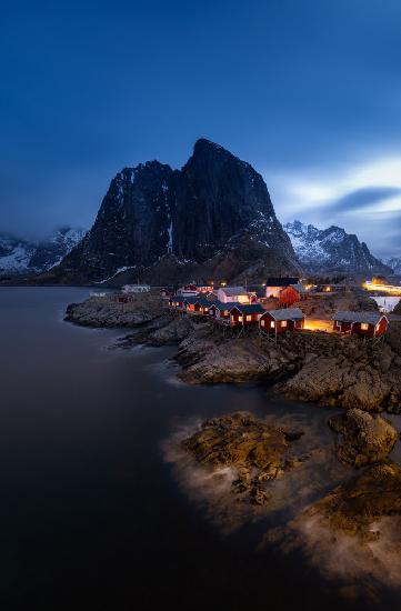 Hamnøy at dawn