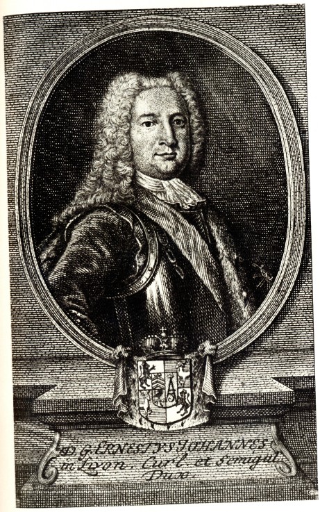 Portrait of Ernst Johann von Biron (1690-1772), Duke of Courland and Semigallia and regent of the Ru à Artiste inconnu