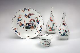 Porcelain with Kakiemon designs from the time of Augustus the Strong: "Red Dragon" and "Yellow Lion"