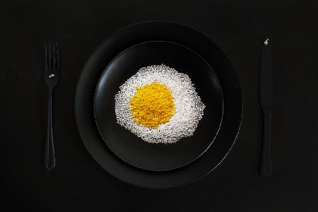 The fried egg for a needlewoman