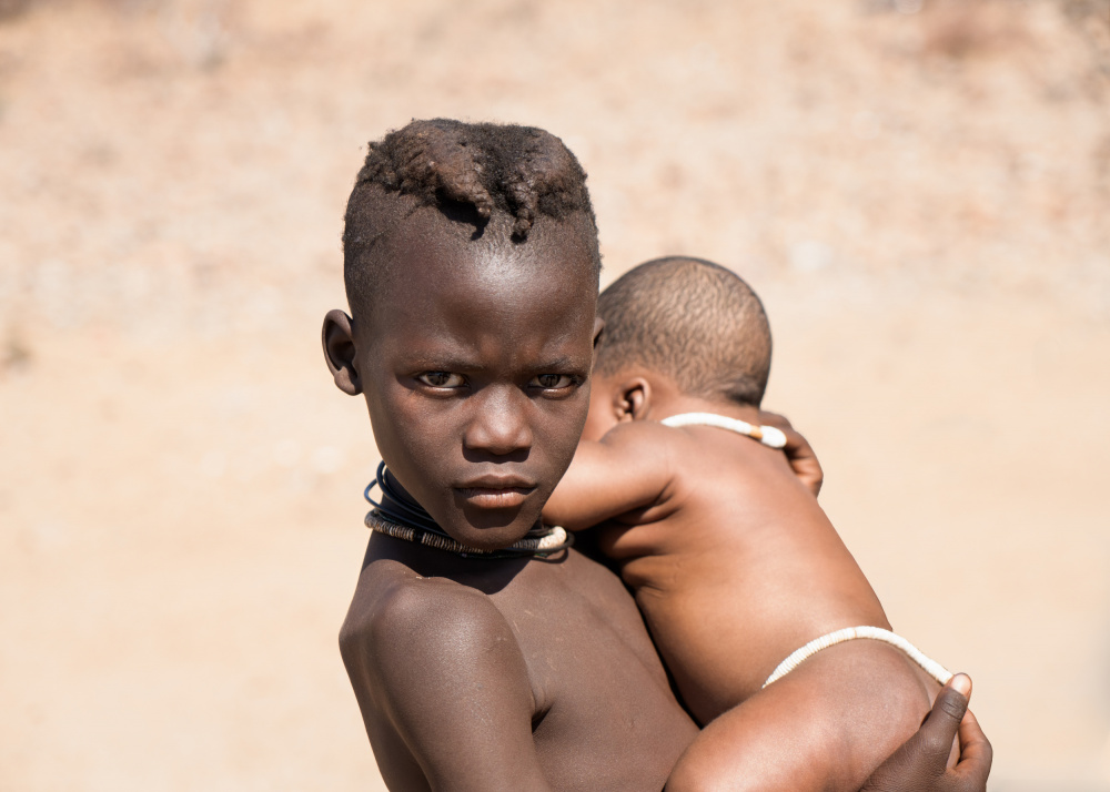 A Himba Girl à Willa Wei