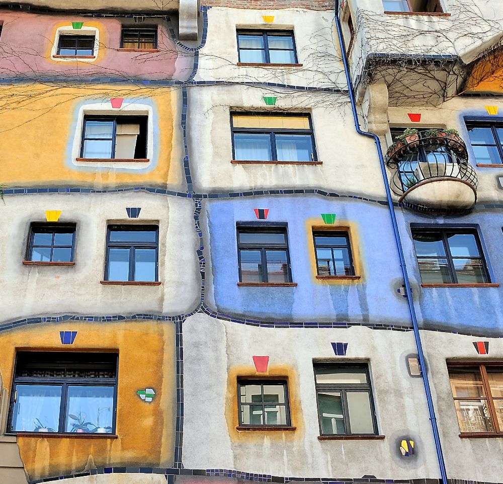 Windows of Hundertwasser à Yair Tzur